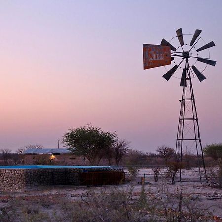 Etosha Trading Post Campsite Hotel Okaukuejo Buitenkant foto