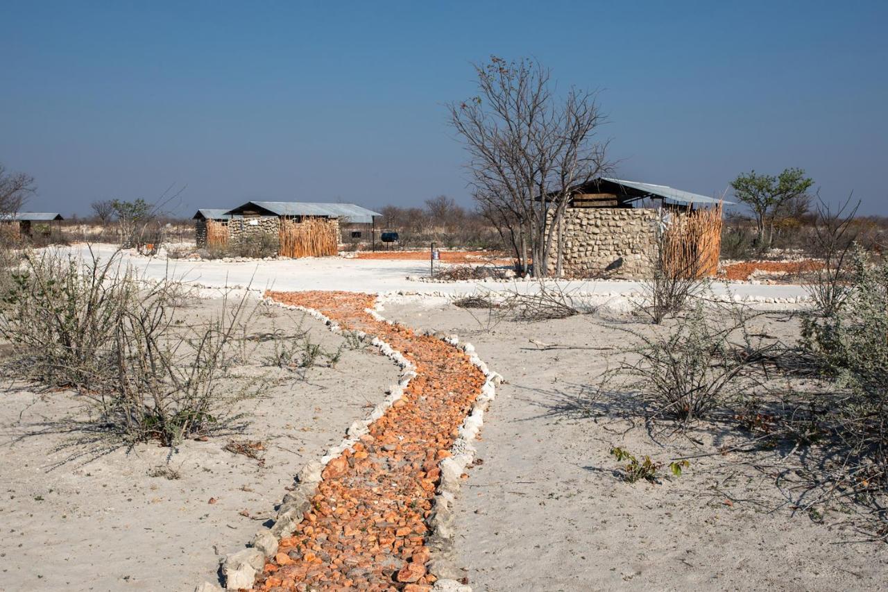Etosha Trading Post Campsite Okaukuejo Buitenkant foto